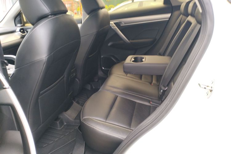 GEELY Coolray 2020 immagine di auto #13