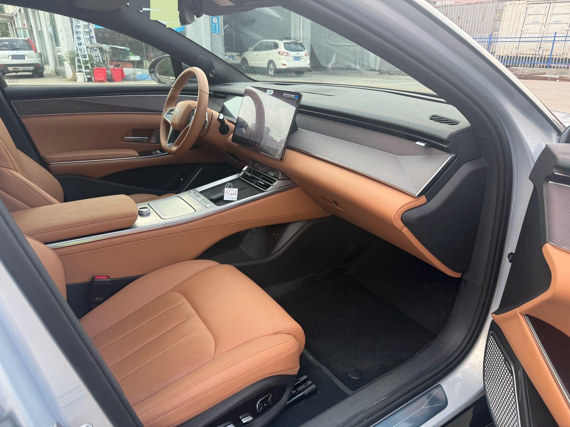 BYD HanL 2025 #7 BYD HanL 2025 immagine di auto #7