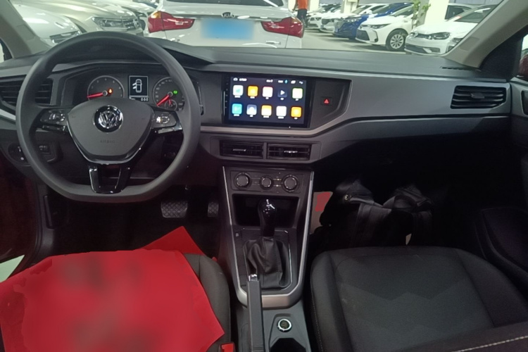 Volkswagen Polo 2019 #10 Volkswagen Polo 2019 car image #10