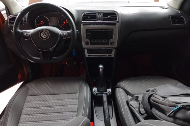Volkswagen Polo 2015 #10 Volkswagen Polo 2015 car image #10