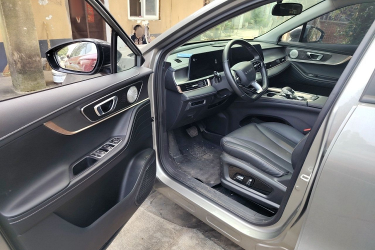 Chery Tiggo 5x 2025 صورة سيارة #9
