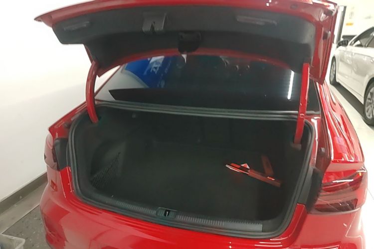 Audi A3 2018 immagine di auto #19