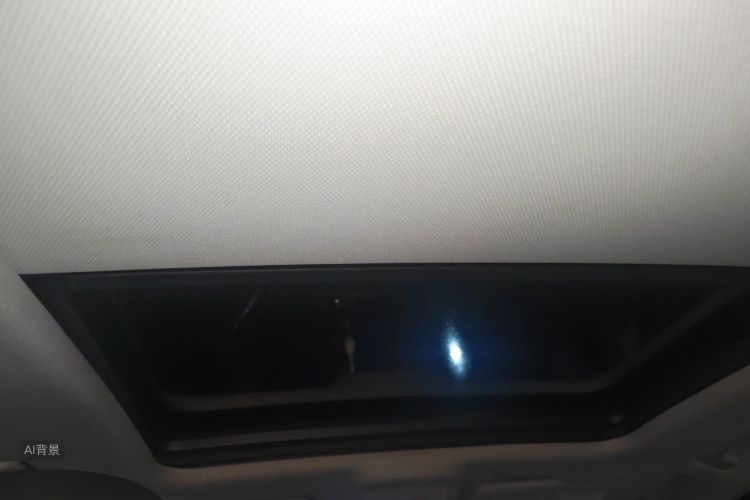 Audi Q3 2020 car image #20