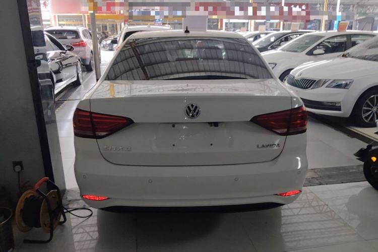 Volkswagen Lavida 2023 car image #4