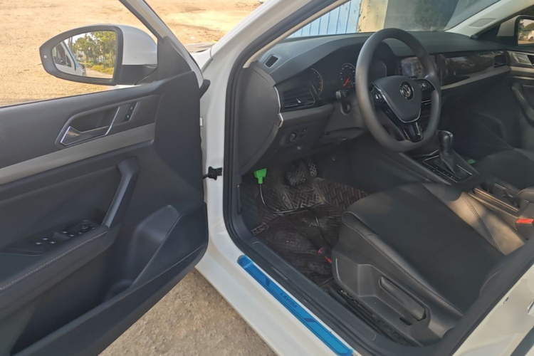 Volkswagen Lavida 2019 #16 Volkswagen Lavida 2019 car image #16