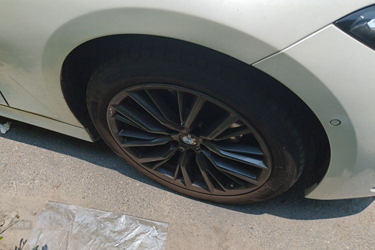 BMW 3 Series 2023 #9 BMW 3 Series 2023 car image #9
