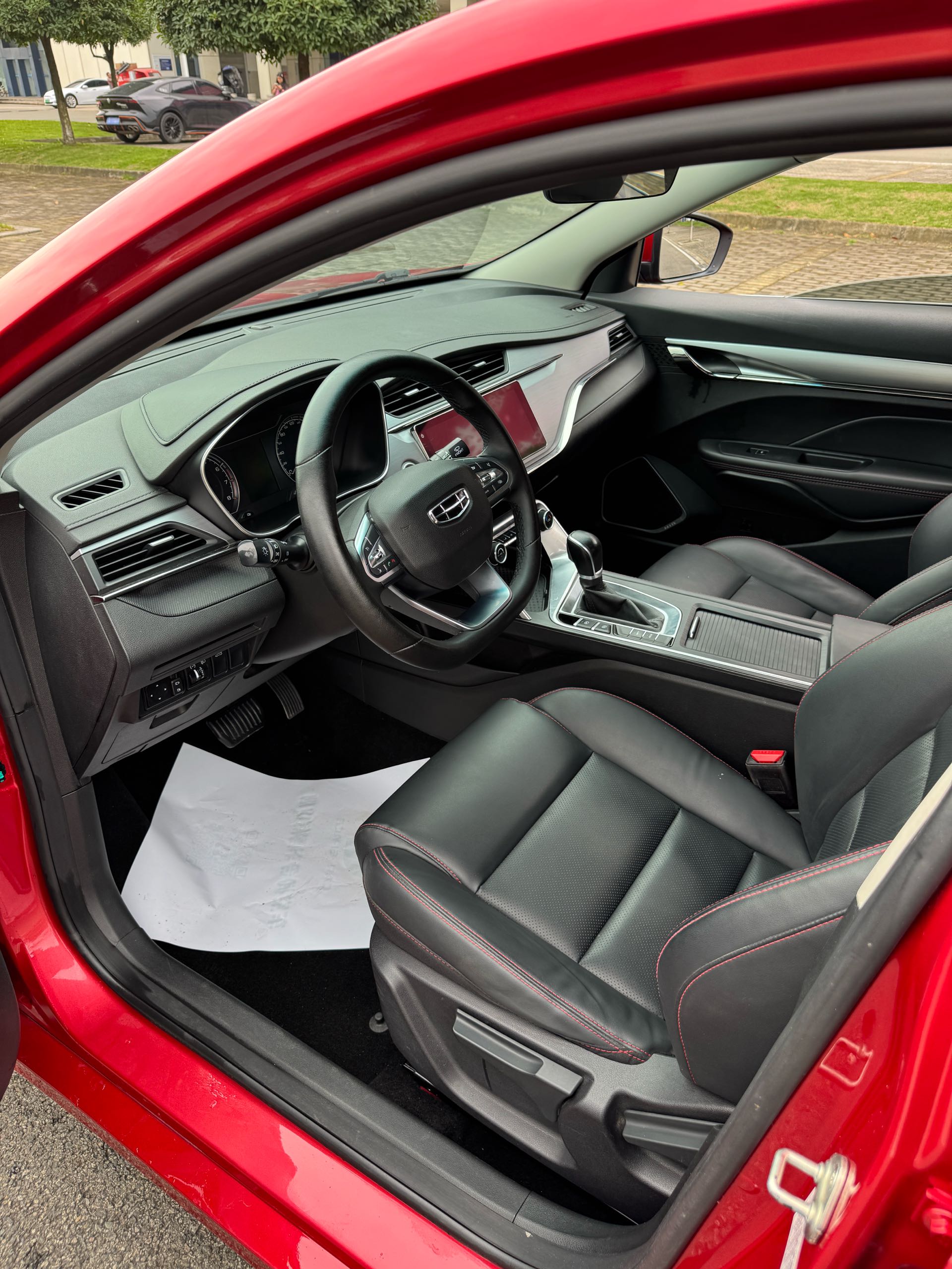 GEELY Binray 2020 #4 GEELY Binray 2020 изображение автомобиля #4