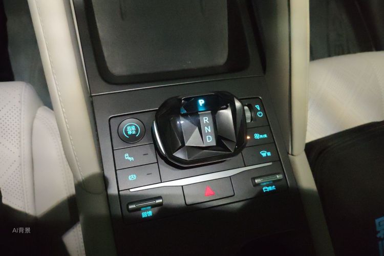 BYD YuanUP 2024 car image #16