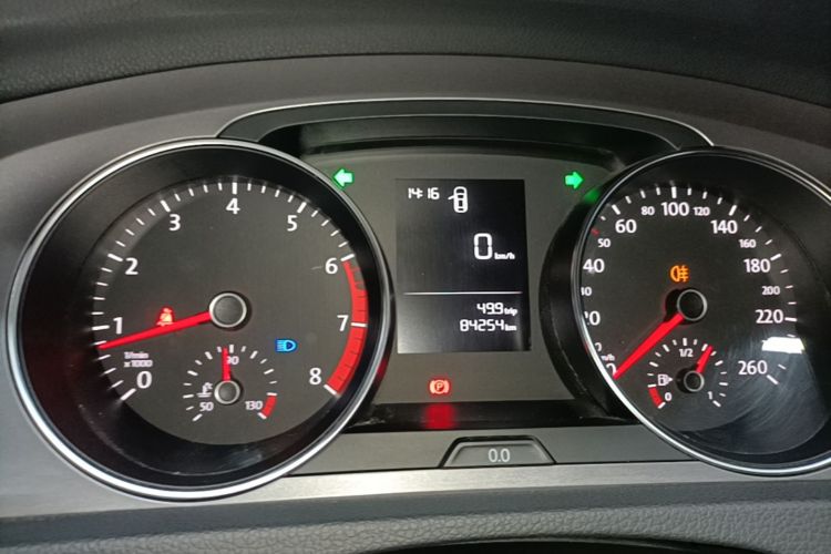 Volkswagen Golf 2015 car image #12