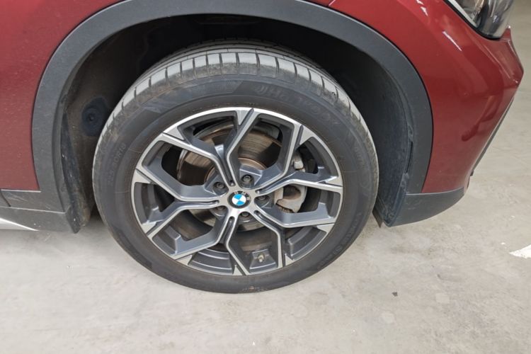BMW X1 2021 car image #9