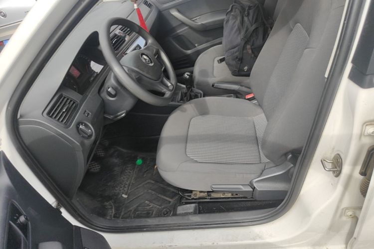 Volkswagen Santana 2021 car image #15