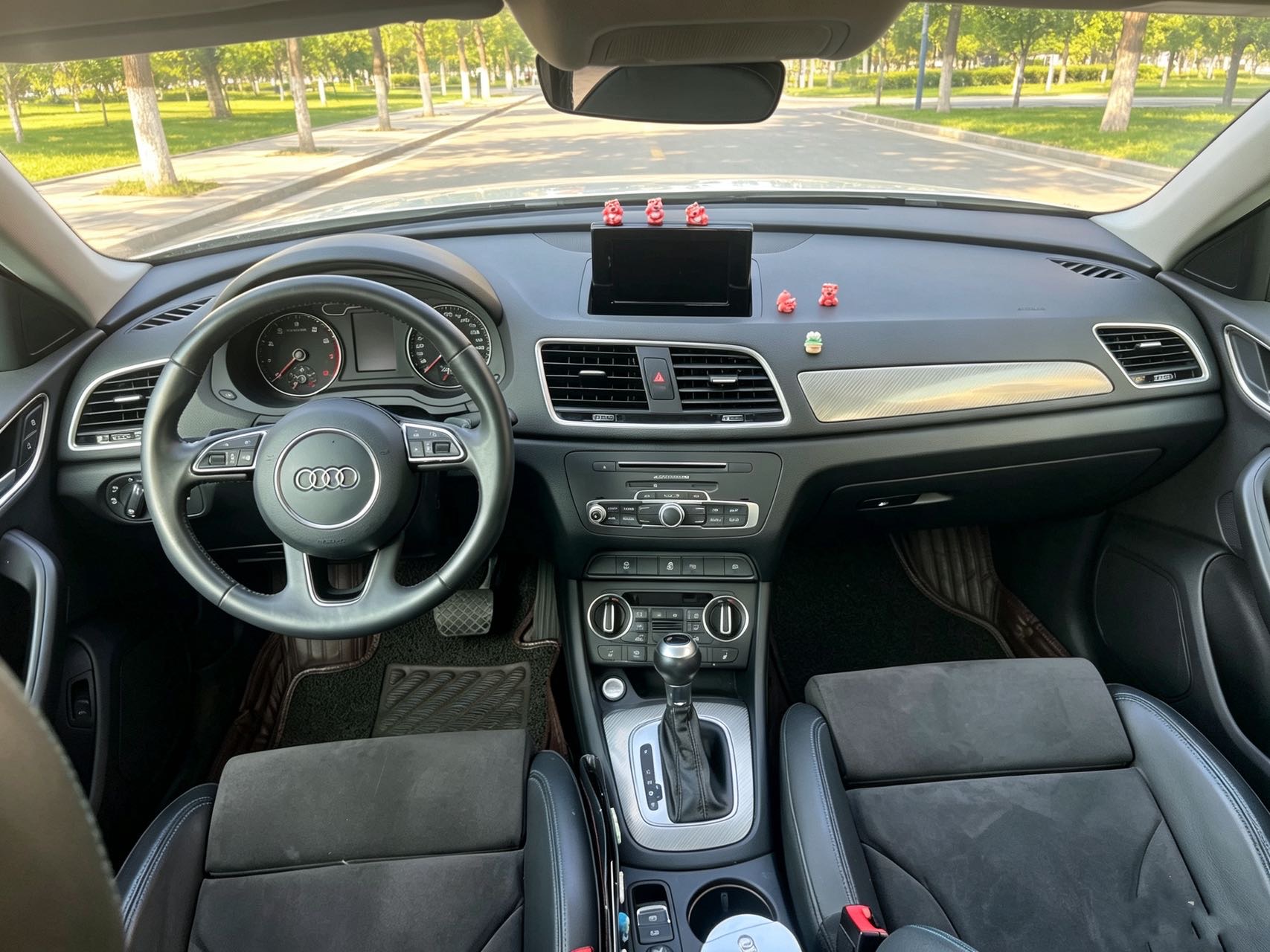 Audi Q3 2018 #6 Audi Q3 2018 car image #6