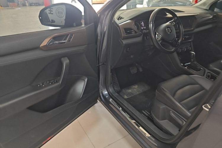 Volkswagen Tharu 2019 #12 Volkswagen Tharu 2019 car image #12