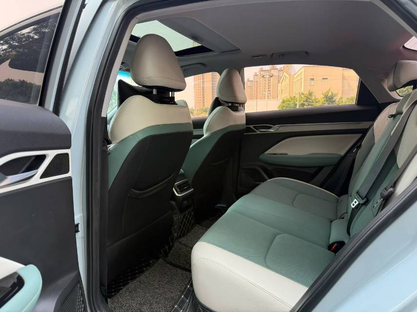 GEELY Emgrand L HiP 2022 #6 GEELY Emgrand L HiP 2022 car image #6