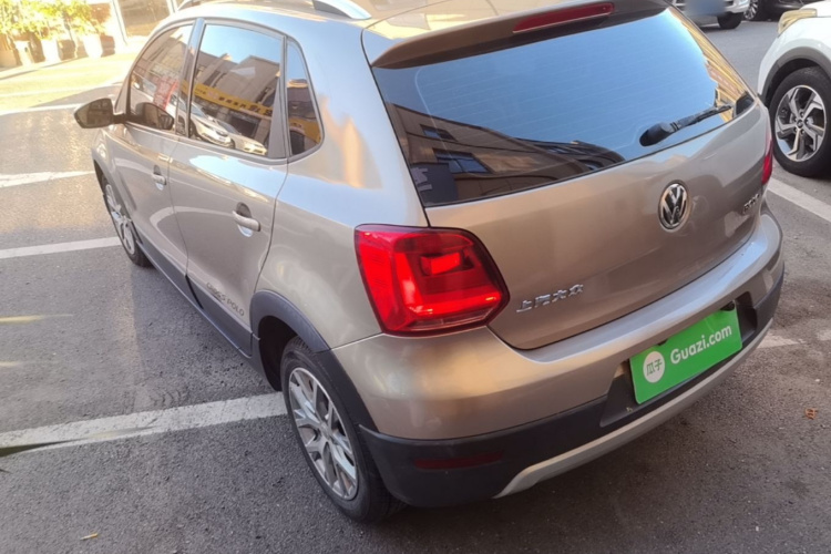 Volkswagen Polo 2016 #5 Volkswagen Polo 2016 car image #5