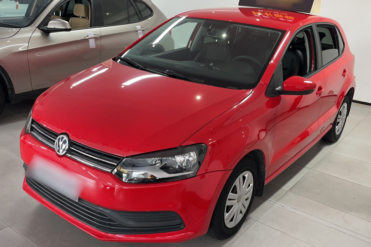 Volkswagen Polo 2019 car image #2