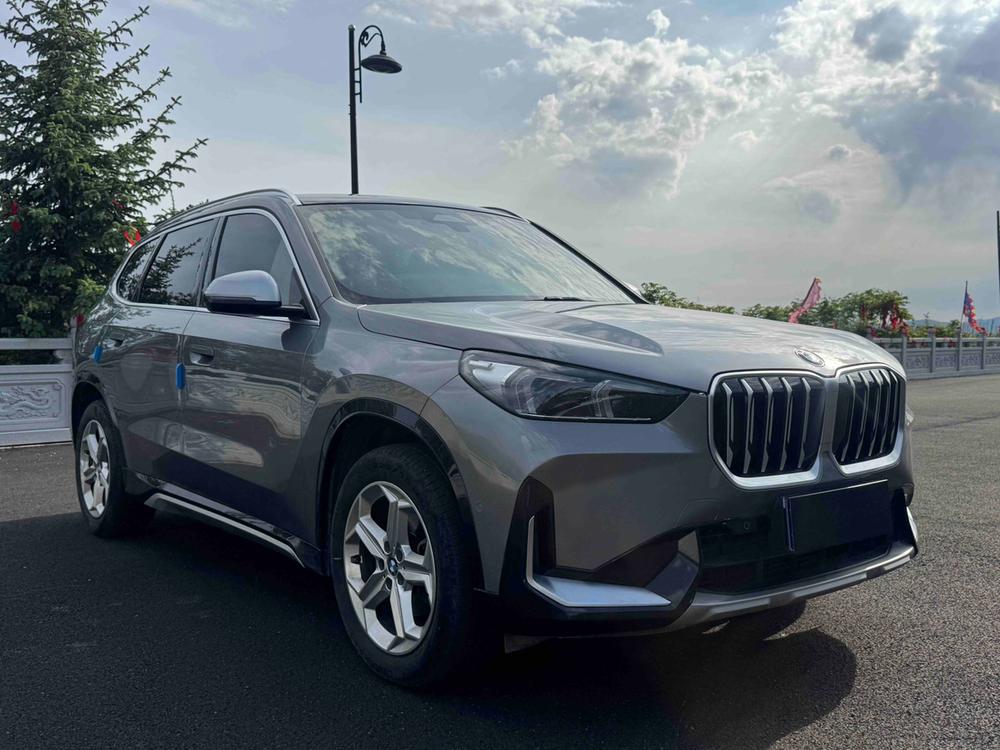 BMW X1 2023 car image #3