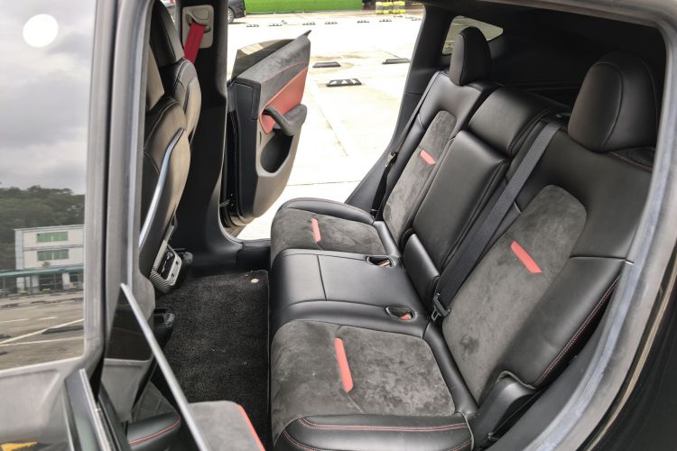 Tesla Model Y 2022 #11 Tesla Model Y 2022 car image #11