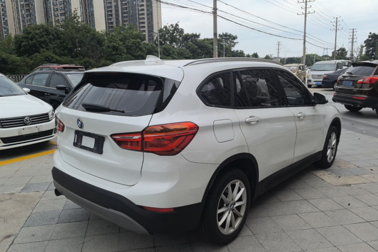 BMW X1 2017 #7 BMW X1 2017 car image #7
