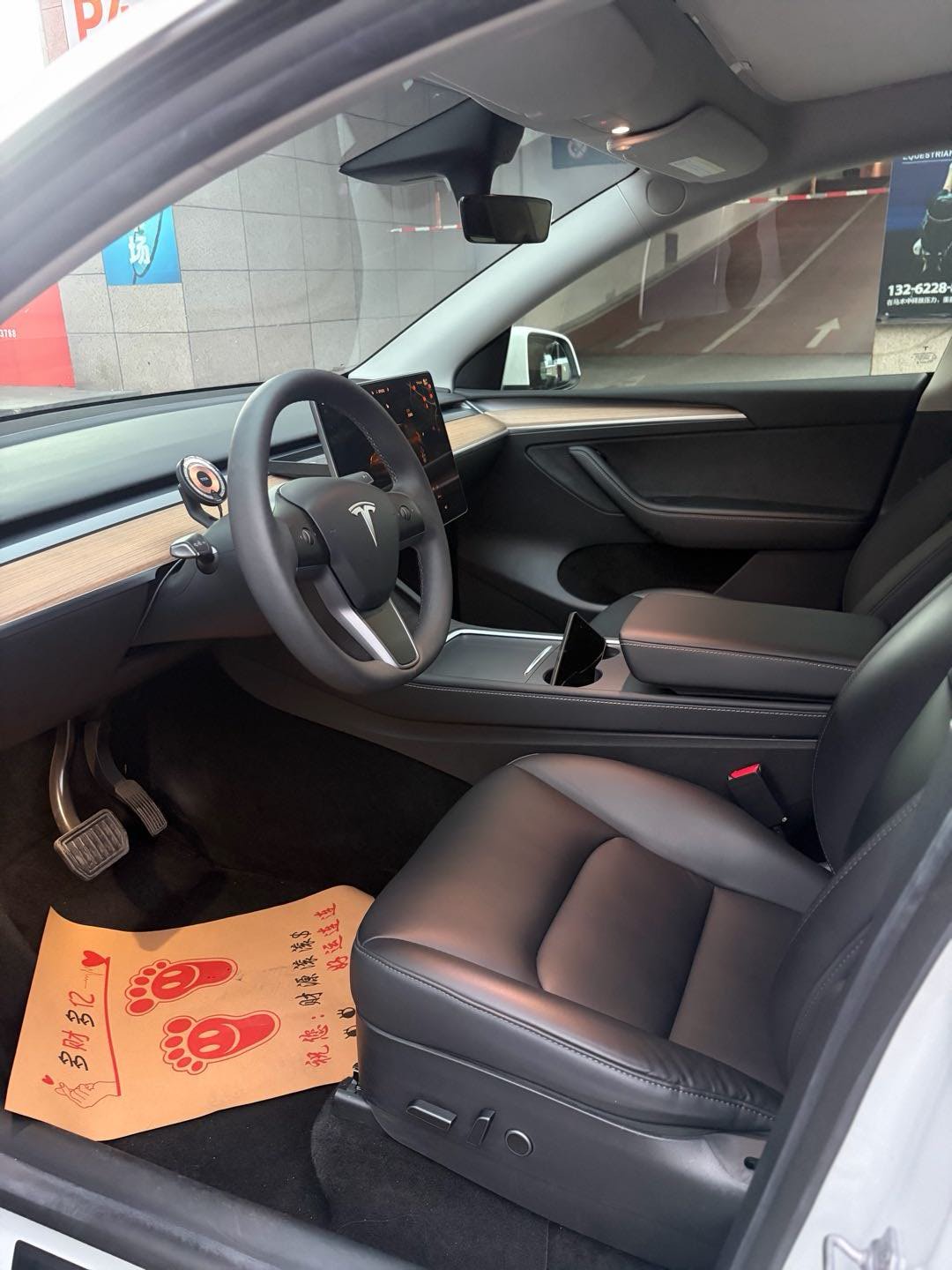 Tesla Model Y 2022 imagem de carro #9