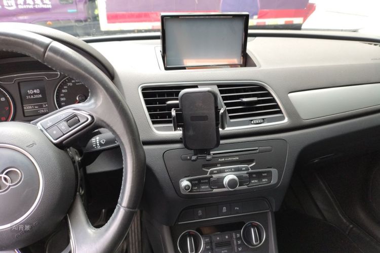 Audi Q3 2017 #15 Audi Q3 2017 car image #15