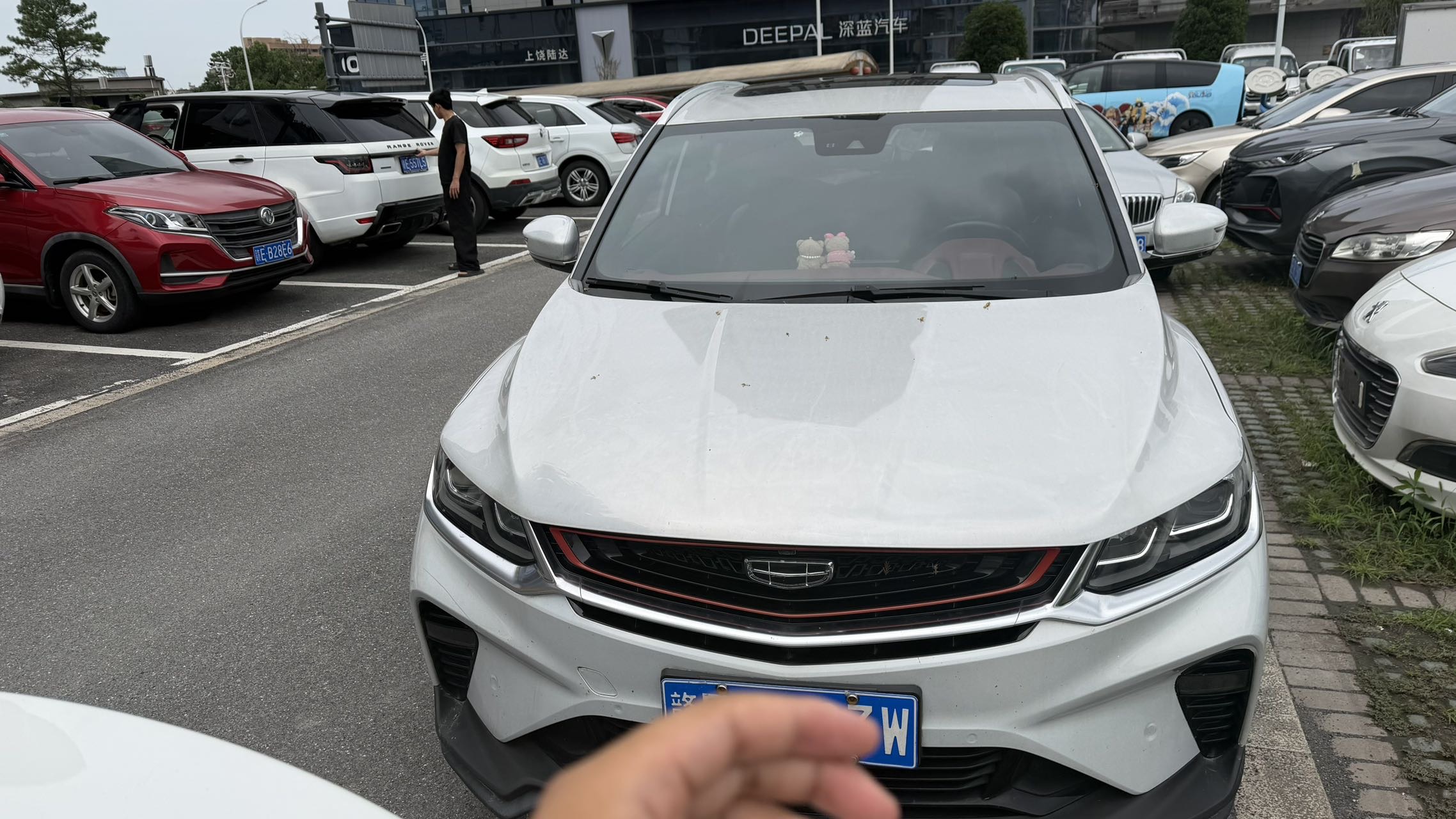 GEELY Coolray 2019 car image 
