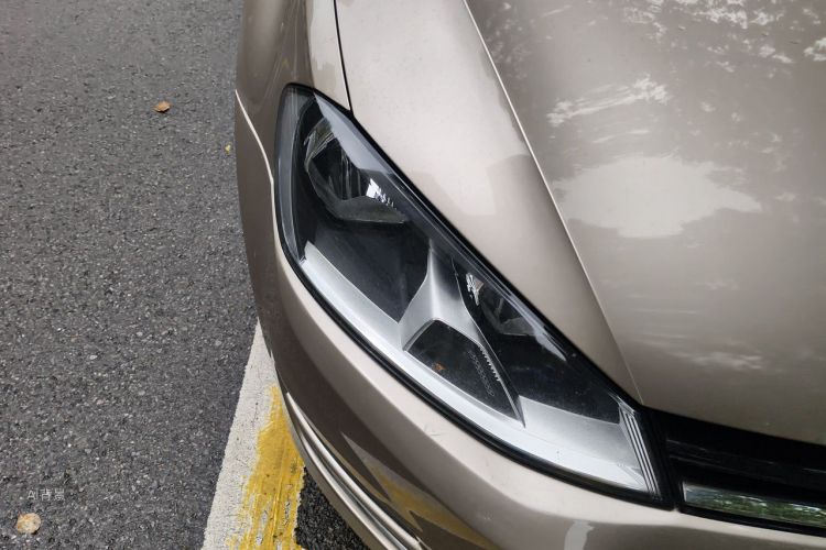 Volkswagen Golf 2016 car image #8