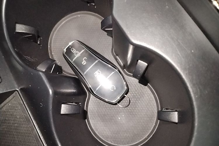 BYD Han 2023 car image #9