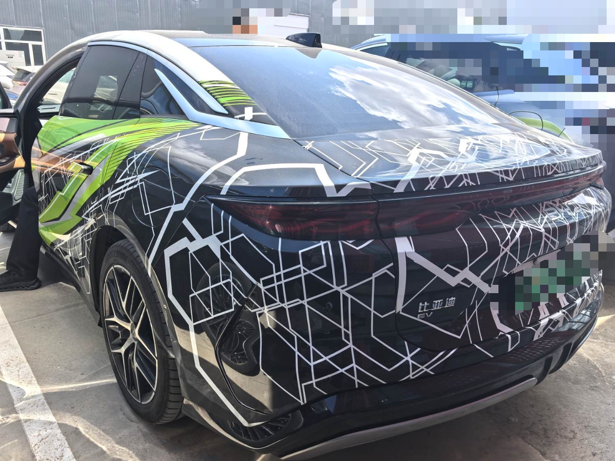 BYD HanL 2025 car image #4