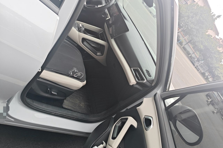 BYD YuanUP 2024 #25 BYD YuanUP 2024 immagine di auto #25