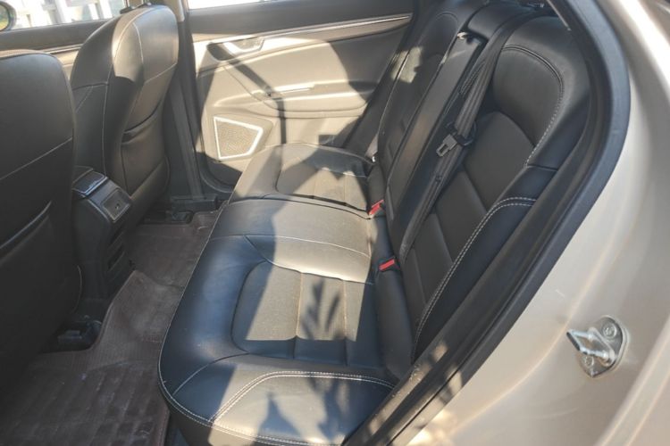 GEELY Emgrand GS 2018 #17 GEELY Emgrand GS 2018 car image #17
