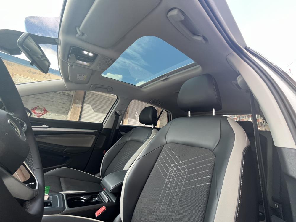 Volkswagen Golf 2023 صورة سيارة #16