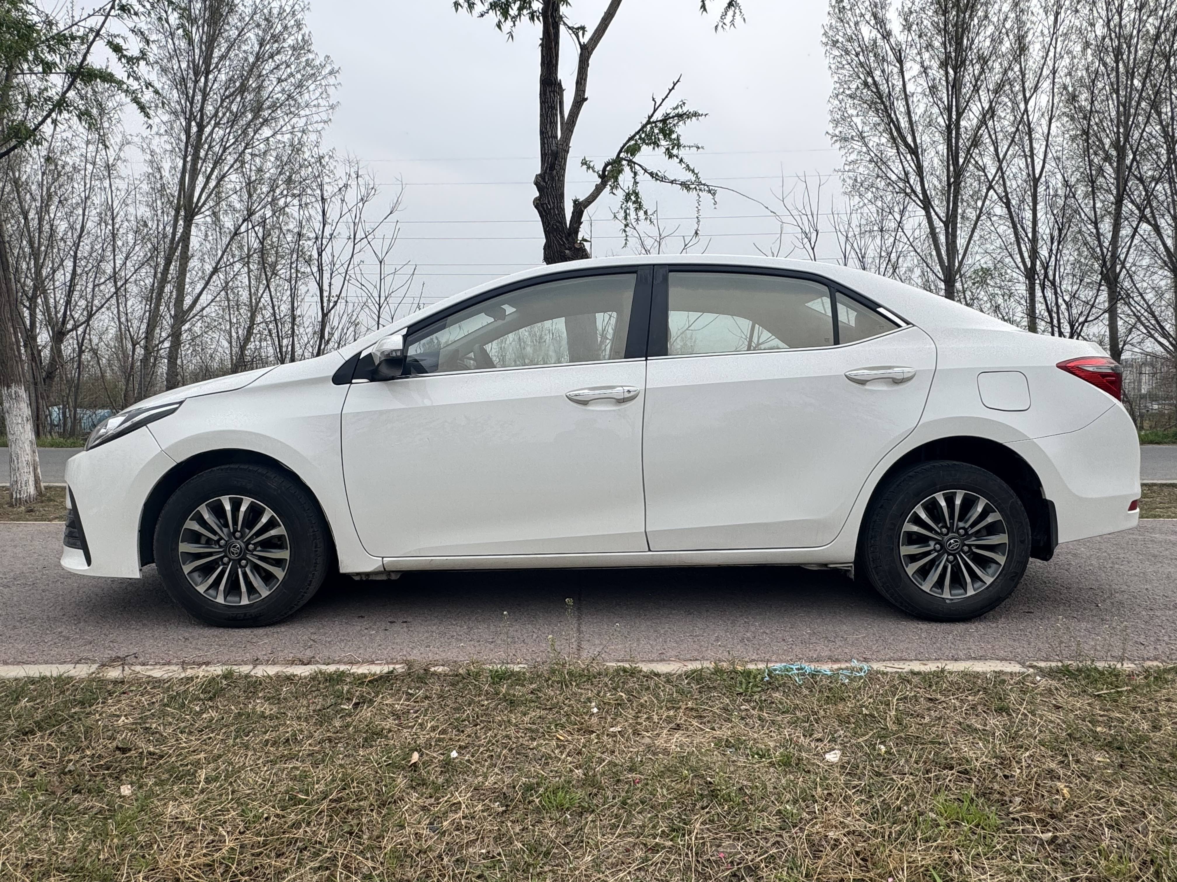 Toyota Corolla 2017 #6 Toyota Corolla 2017 car image #6