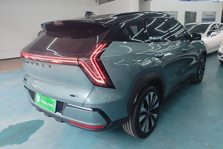 GEELY Boyue L 2025 car image #7