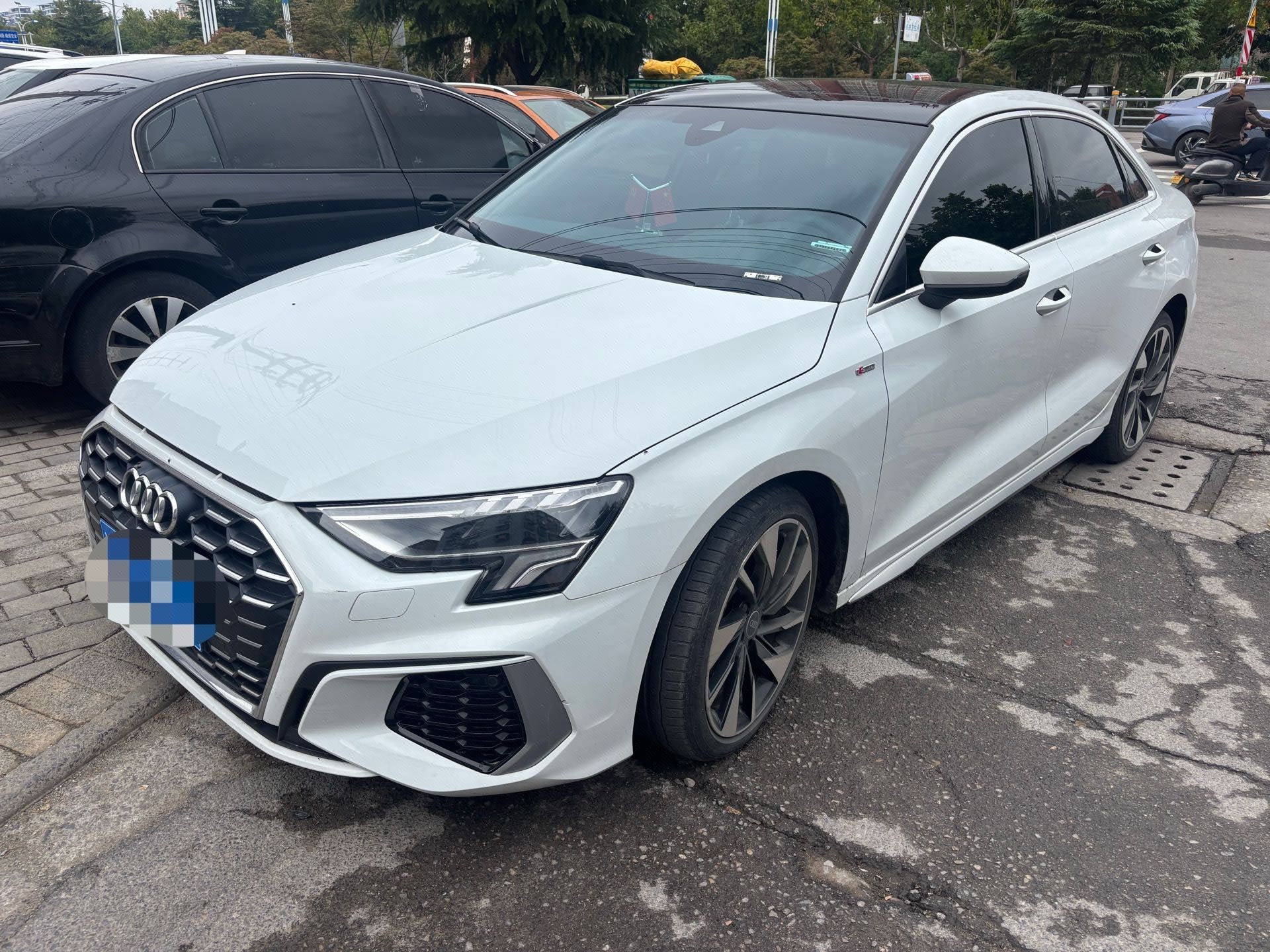 2025 car image 
