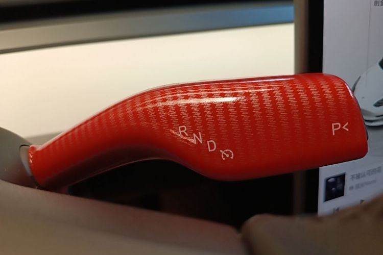 Tesla Model 3 2022 car image #14