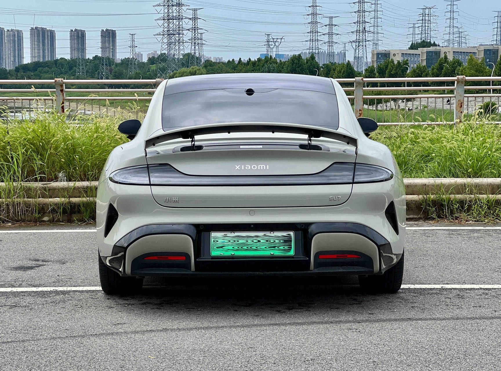 MI SU7 2025 car image #8