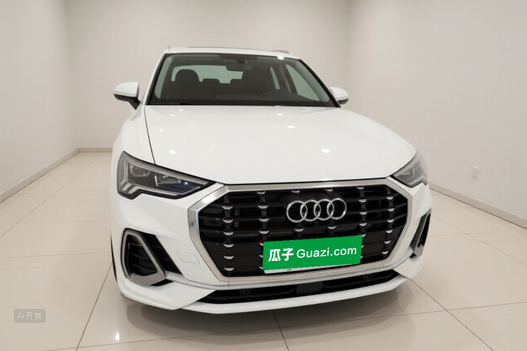 Audi Q3 2021 car image #3