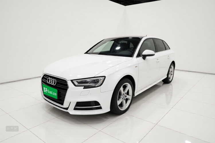 Audi A3 2019 car image #2