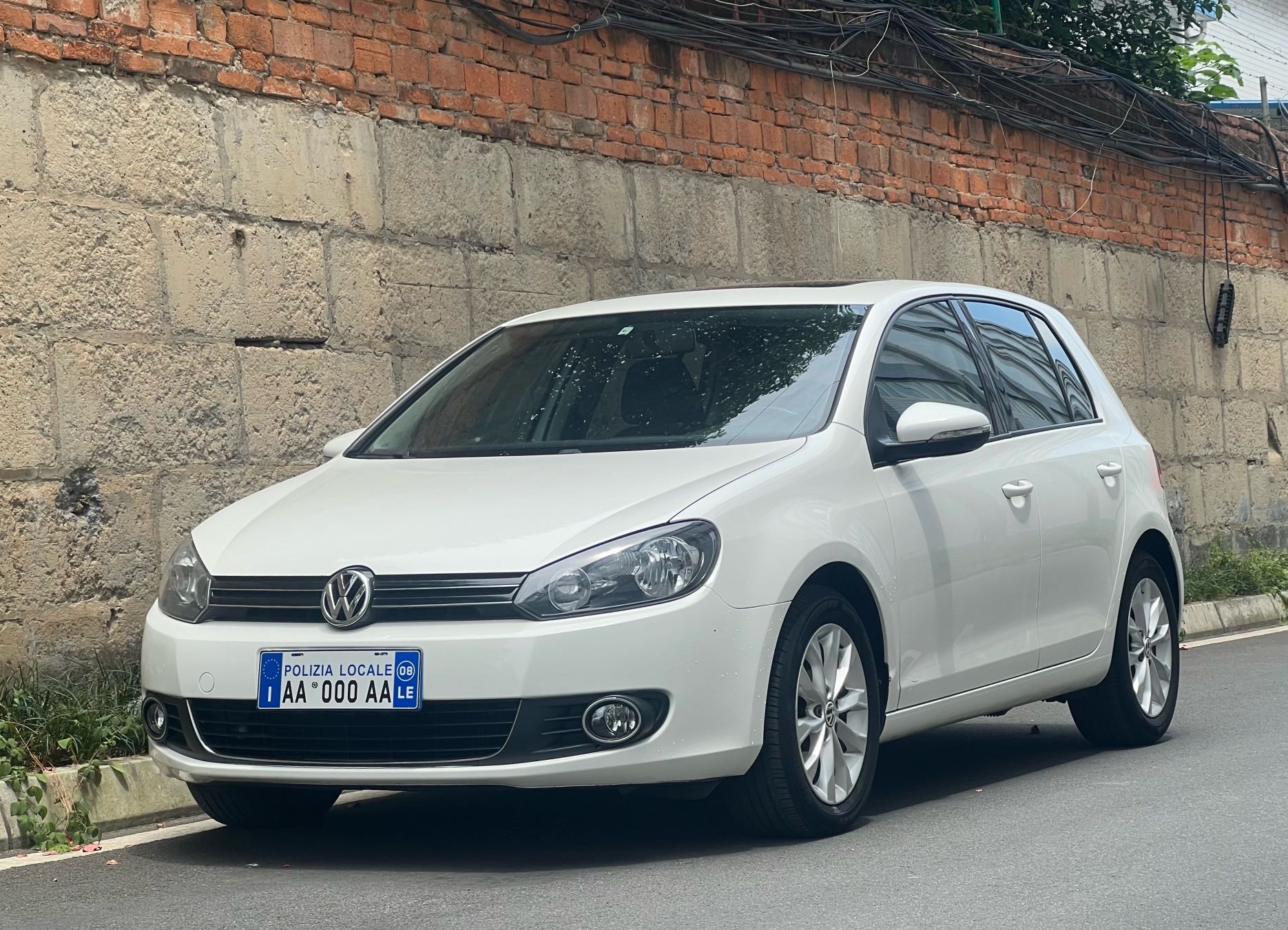 Volkswagen Golf 2013 car image 