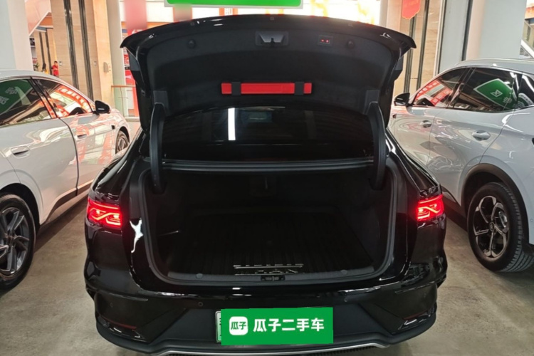 BYD Han 2024 immagine di auto #19
