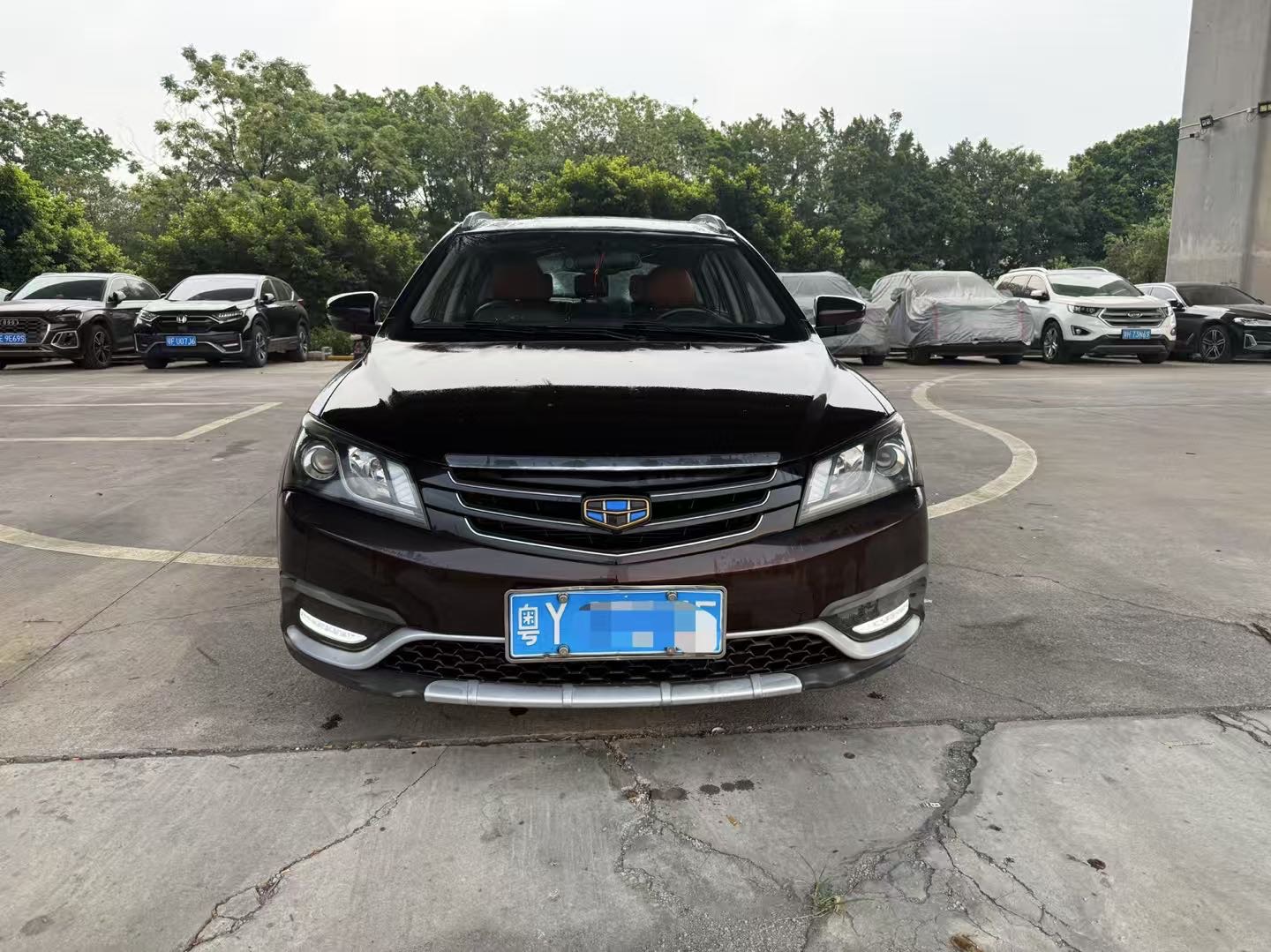 GEELY Emgrand 2016 #2 GEELY Emgrand 2016 car image #2