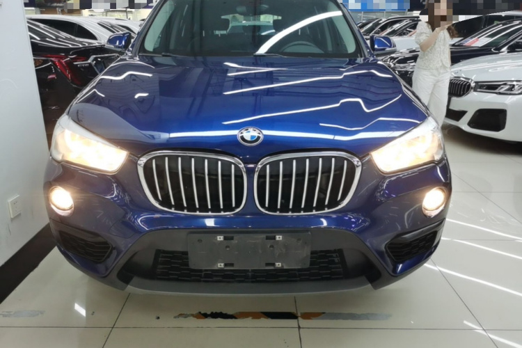 BMW X1 2017 #3 BMW X1 2017 car image #3