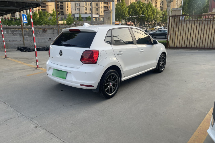 Volkswagen Polo 2017 #10 Volkswagen Polo 2017 car image #10