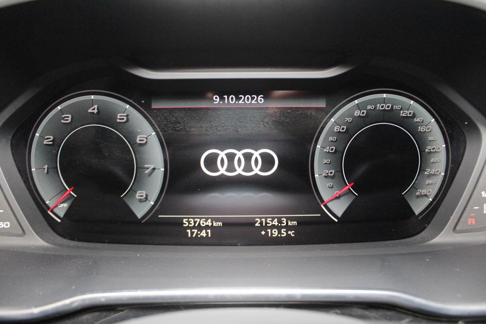 Audi Q3 2024 imagem de carro #11