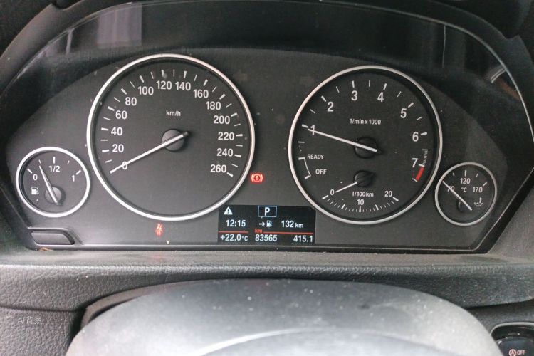 BMW 3 Series 2017 car image #13