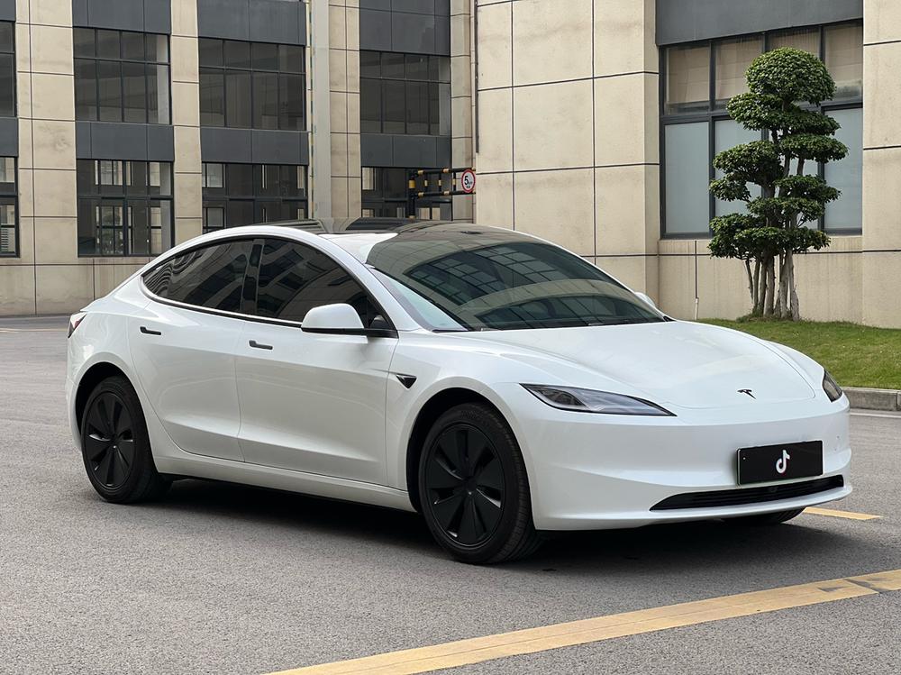 Tesla Model 3 2025 #3 Tesla Model 3 2025 car image #3