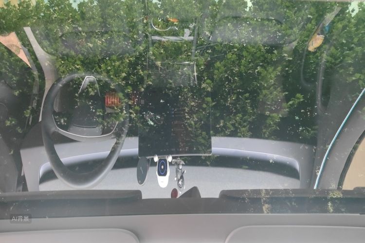 Tesla Model 3 2024 car image #20