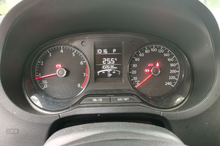 Volkswagen Polo 2016 #13 Volkswagen Polo 2016 car image #13