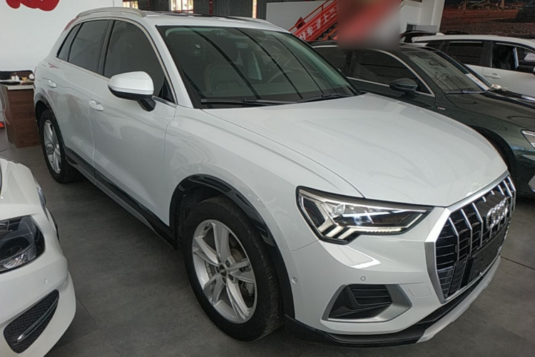 Audi Q3 2021 #4 Audi Q3 2021 car image #4